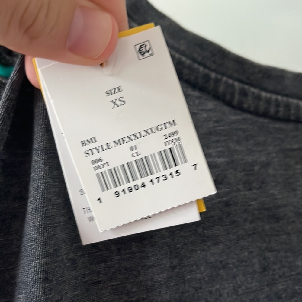 Target Graphic Tank - Picture 5 of 5